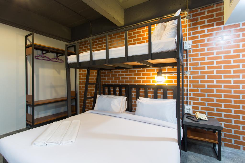 City Hotel Krabi Quarto foto